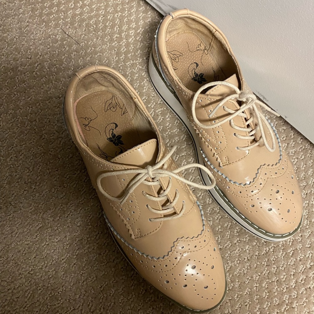 Wingtip Shoes - Picture 2 of 2